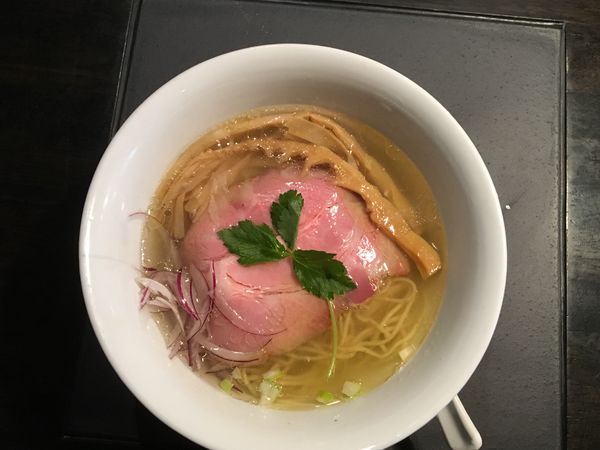 「塩らぁめん」@KaneKitchen Noodlesの写真
