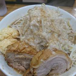 ラーメン並  ７６０円  豚１枚増し１００円
