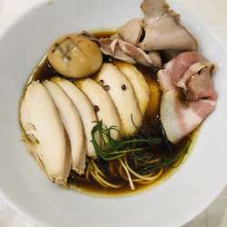 シャモそばヌードル(トッピング チャーシュー)