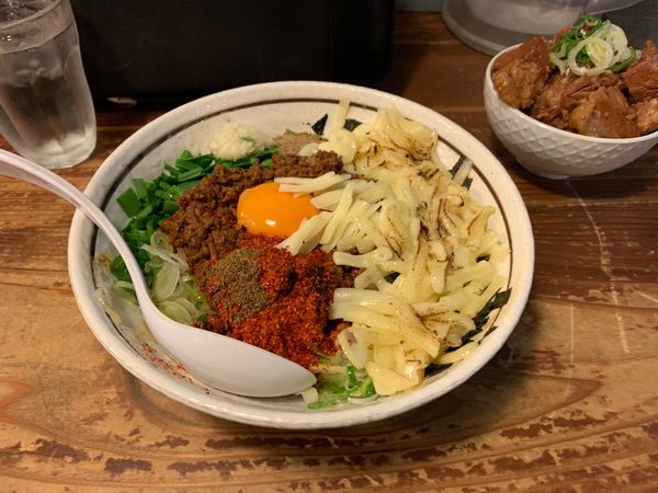 「辛いチーズまぜそば」@麺 酒 やまのの写真