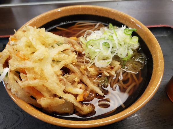 「かき揚げそば430円」@めとろ庵 大手町店の写真