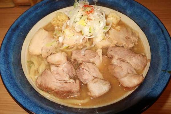 「Ｗチャーシューメン並　950円」@孫作の写真