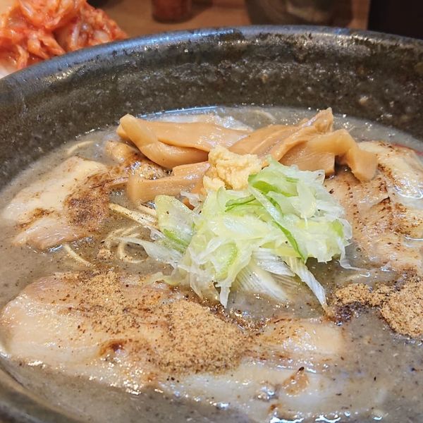 「でら煮干しラーメン」@にぼしらーめん88の写真