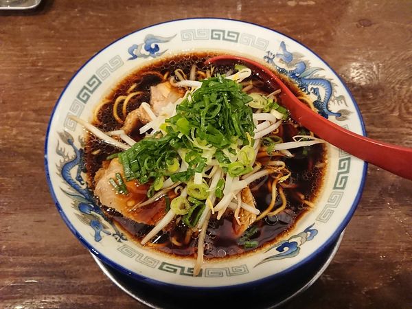 「中華そば 800円」@マトヤ中華 盛岡駅前店の写真