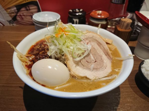 「辛味噌らーめん＋味付け玉子」@らーめん 蓮の写真