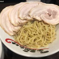 魚介醤油チャーシューつけ麺 (973円)税別