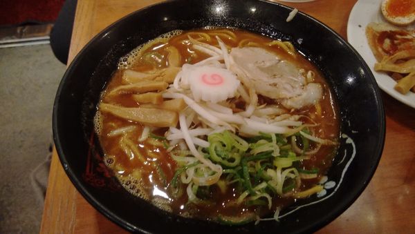 「豚骨味噌ラーメン(850円)」@金澤濃厚豚骨ラーメン 神仙 品達品川店の写真
