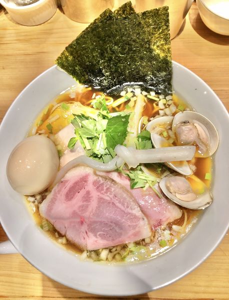 「特製鶏・煮干・蛤のトリプルSOBA 1300円」@Ginza Noodles むぎとオリーブの写真