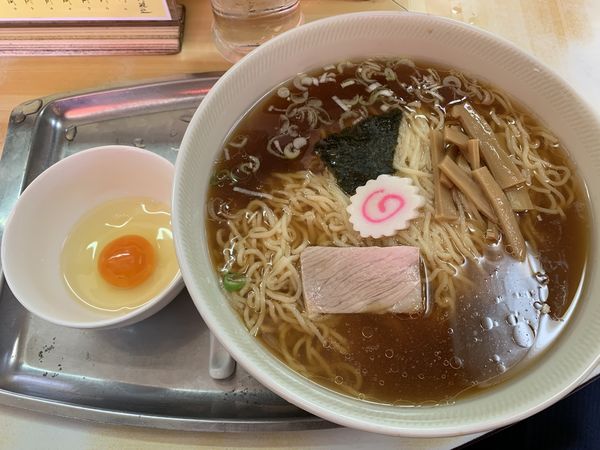 「中華そば濃い目750+生玉50＝800円」@大勝軒 狭山ヶ丘店の写真