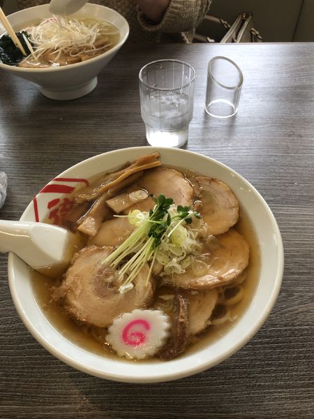 「しょうゆらーめん」@佐野ラーメン いってつの写真