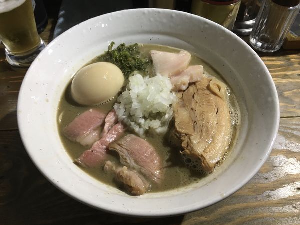 「アサヒスーパードライ小瓶 → 特製濃厚煮干」@ラーメン屋ジョンの写真