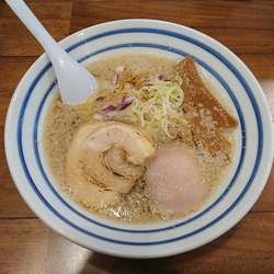 背油煮干し(太麺) 700円