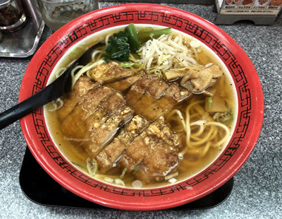 「ボリュームパーコ（950円）」@万世麺店 有楽町店の写真