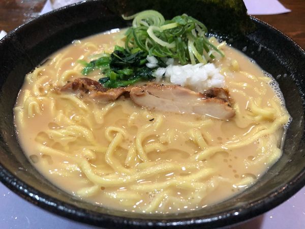 「醤油」@飛鳥家系ラーメン とり琥家の写真