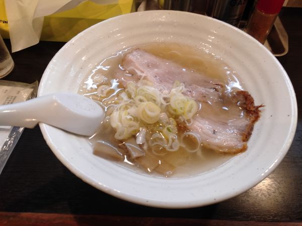 「塩らーめん」@めんや仁の写真