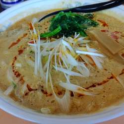 塩ごま担々麺８２０円＋税