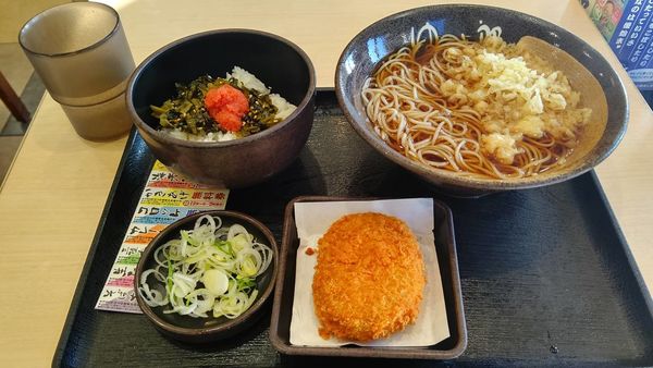 「ミニ明太高菜ごはんセットコロッケ付500円」@ゆで太郎 春日部永沼店の写真