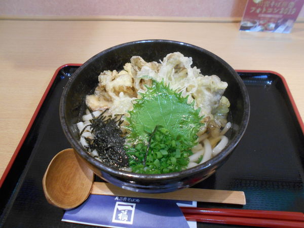「舞茸天婦羅うどん」@奥出雲そば処 一福 出雲駅前店の写真