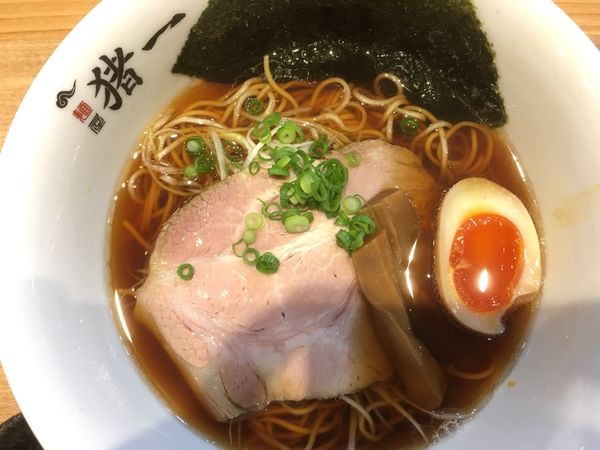 「支那そば黒 1000円」@麺屋猪一 本店の写真