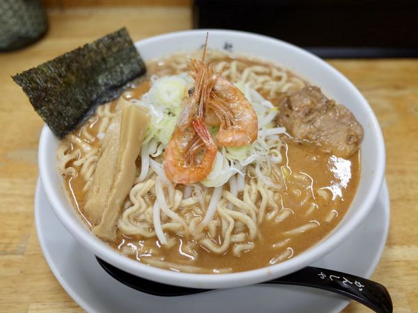 「北海の海老味噌ラーメン…890円、積丹海老肉味噌丼…300円」@麺屋 白神の写真