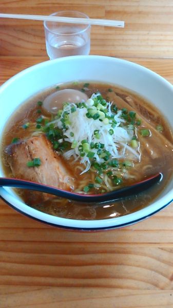 「鶏清湯醤油ラーメン　味玉」@中華麺酒家 からっ風の写真