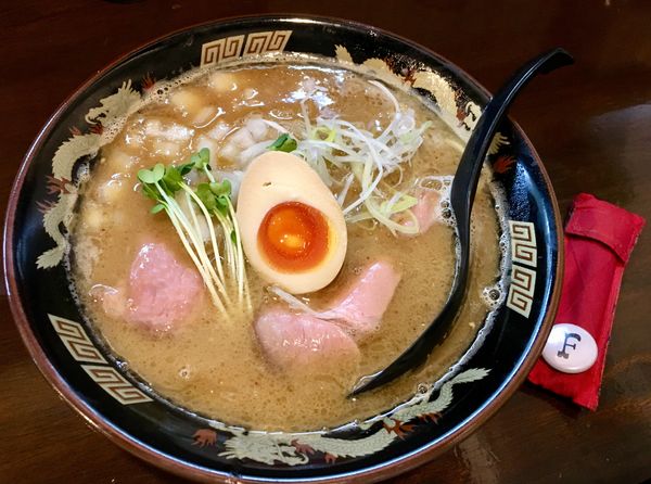「魚豚骨ラーメン」@魚と豚と黒三兵の写真