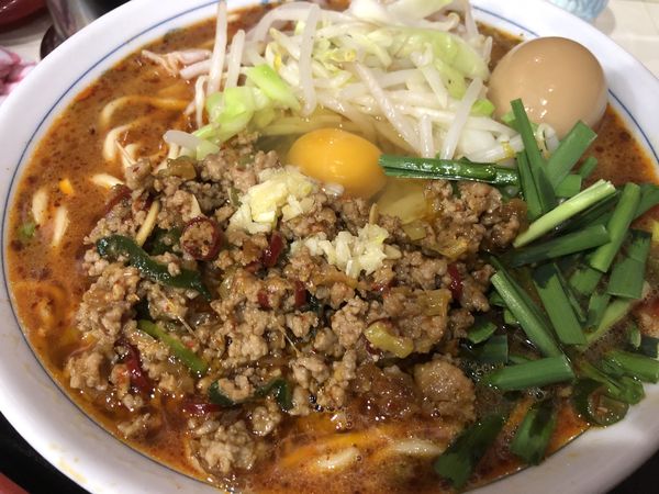 「【期間限定】台湾ラーメン 840円 生卵50円 麺カタメ」@所沢大勝軒の写真