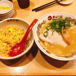 こってりラーメン チャーハン定食