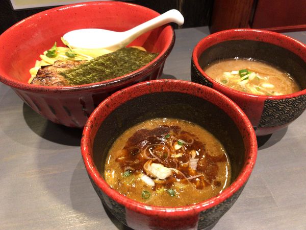 「ハーフ＆ハーフ」@つけ麵専門 百の輔の写真