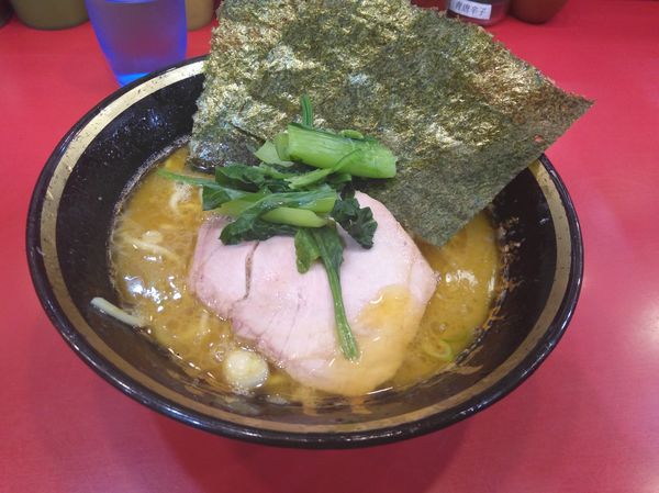 「ラーメン　710円」@家系総本山 ラーメン吉村家の写真