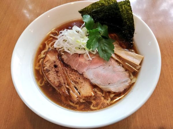 「きまぐれ限定 醤油そば 旨みの極み」@麺屋 シロサキの写真