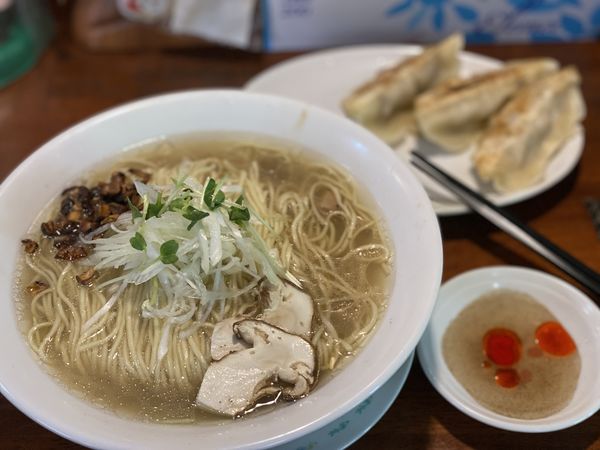 「はまぐり＋松茸ラーメン」@麺酒処 ふくろうの写真