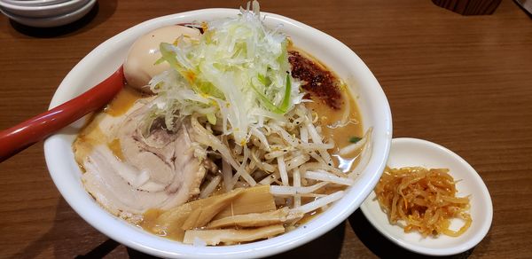 「辛味噌らーめん味玉」@らーめん 蓮の写真