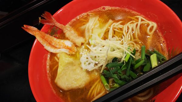 「エビが濃い　極上エビそば！驚き！（期間限定ラーメン）」@味どころ 龍の羽の写真