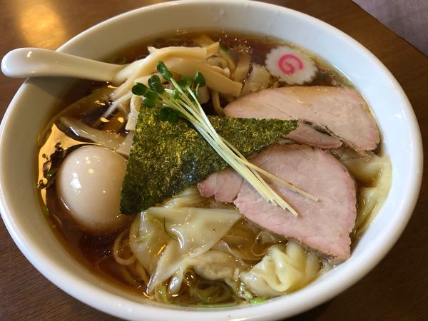 「玉子入り中華そば+メンマ」@白河手打ち中華 孫市の写真