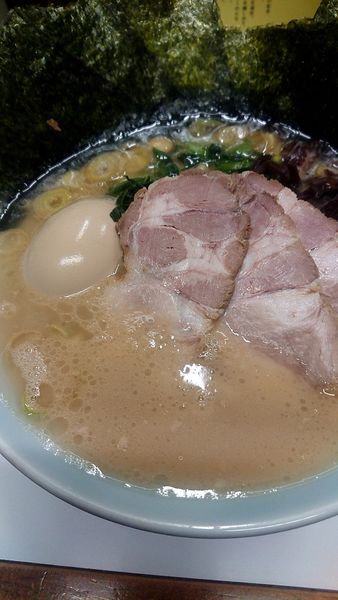「楊喜家ラーメン 並 950円」@横浜家系ラーメン 楊喜家の写真