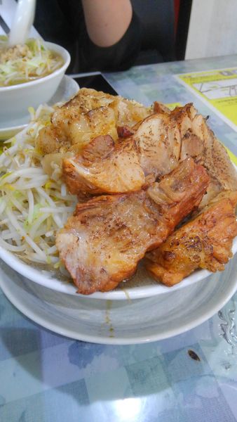 「ラーメン(３００ｇ)チャーシュー＋１枚」@ラーメン 富次郎の写真