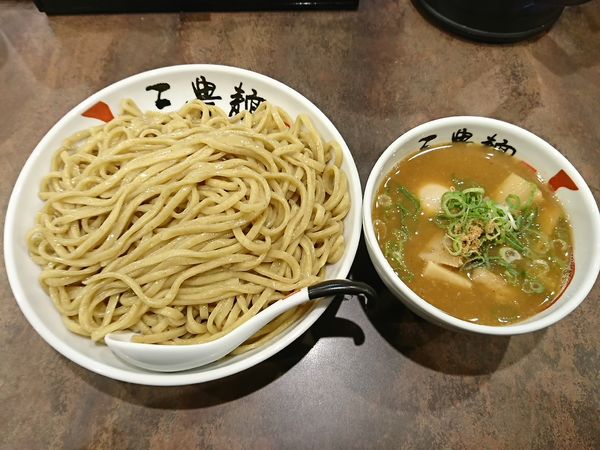 「特製特濃魚介つけ麺：特盛（2玉）７５０ｇ」@三豊麺 上本町ハイハイタウン店の写真