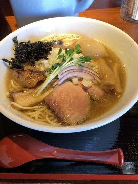 「特製煮干し中華　塩」@中華そば 蓮の華の写真