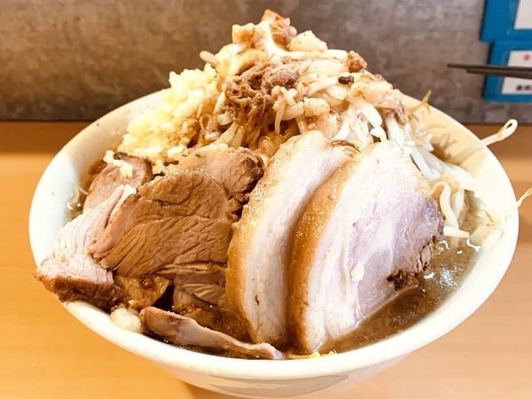 「豚ラーメン小」@ラーメン荘 地球規模で考えろ 伏見本店の写真
