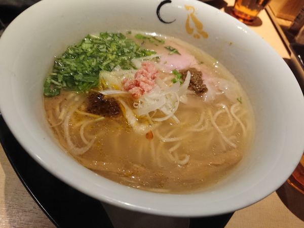 「真鯛と蛤の塩そば 950円」@SOBAHOUSE 金色不如帰 新宿御苑本店の写真