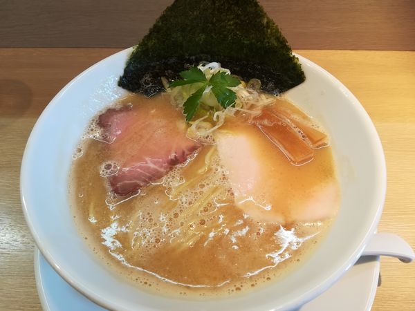 「秋刀魚香る塩そば」@らぁ麺 蒼空の写真