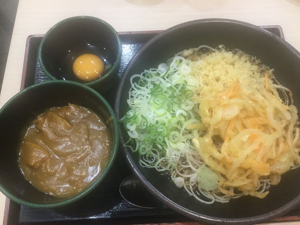 「朝そば玉子・生、薬味多め＋カレールー(¥360+クーポン)」@ゆで太郎 竹橋店の写真