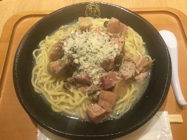 「牡蠣ときのこの秋のまぜそば(¥880)【寿製麺よしかわ】」@むぎくらべの写真