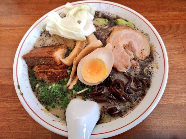 「熊本ラーメン」@熊本ラーメン 育元 経塚店の写真
