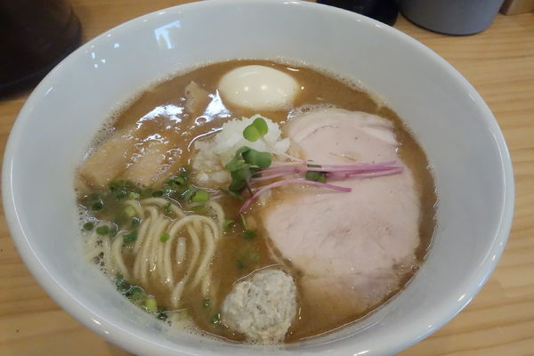 「特製濃厚魚介らぁ麺」@らぁ麺屋09。の写真