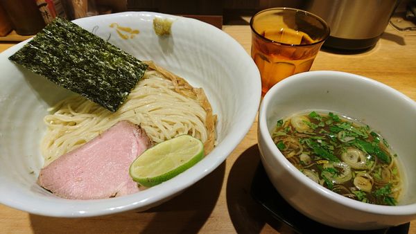 「【夜】鴨脂と蛤のつけそば(醤油)」@SOBAHOUSE 金色不如帰 新宿御苑本店の写真
