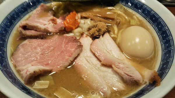 「特製濃厚豚骨魚介らーめん＋肉飯小」@麺処 はら田の写真