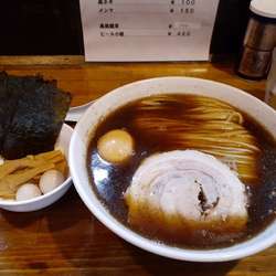 味玉チャーシューメン大盛　(トッピング)海苔・メンマ