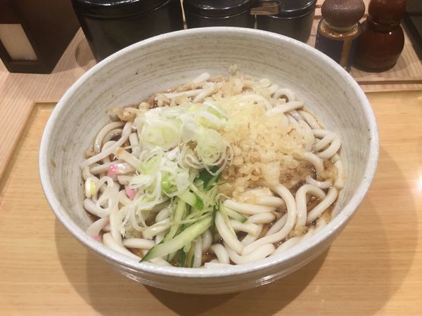 「冷やしたぬきうどん・大盛（￥380）」@小諸そば 鎌倉橋店の写真